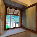 Holiday home Casa Donegrinho Com Piscina Moncao