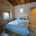 Casa Donegrinho Com Piscina Moncao