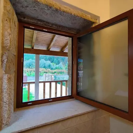 Ferienhaus Casa Donegrinho Com Piscina Monção