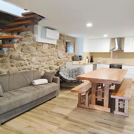 Nyaraló Casa Donegrinho Com Piscina Monção