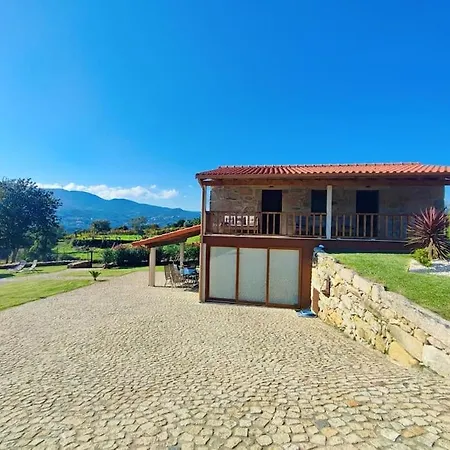 Casa Donegrinho Com Piscina Nyaraló Monção