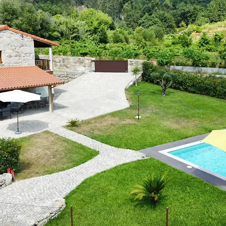 Casa vacanze Casa Donegrinho Com Piscina