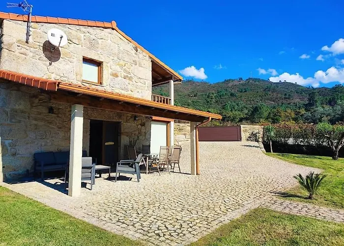 Holiday home Casa Donegrinho Com Piscina