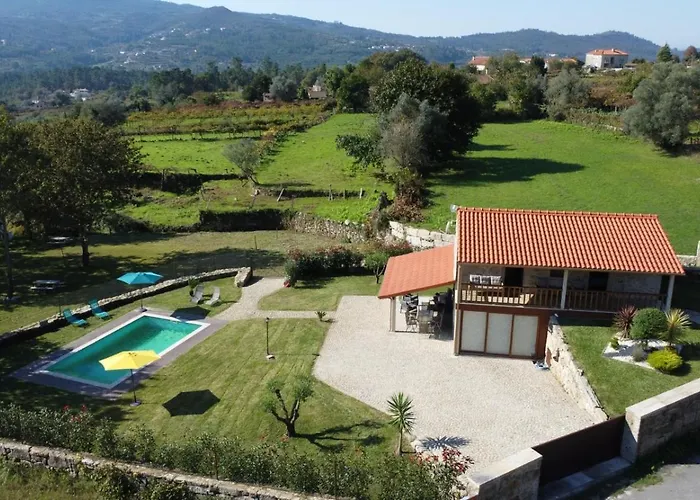 Casa Donegrinho Com Piscina Holiday home *